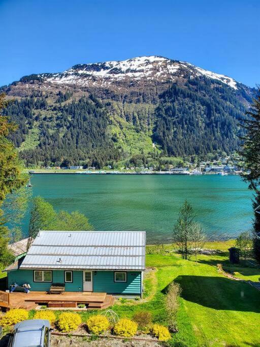 Ocean And Mountain View Home, Near Downtown Juneau Ngoại thất bức ảnh